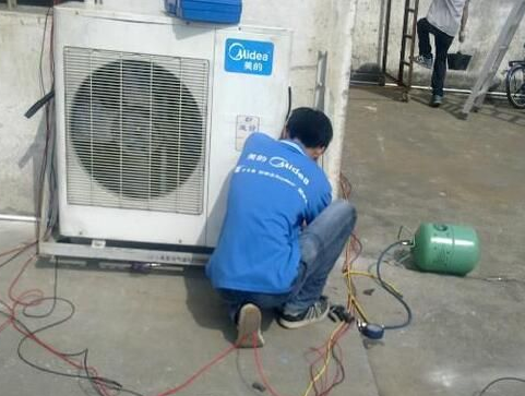 空調(diào)維修項(xiàng)目有哪些?維修注意事項(xiàng)是怎樣的